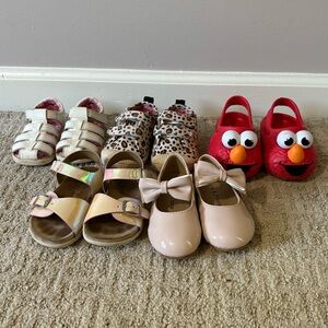 Lot of size 5 toddler shoes